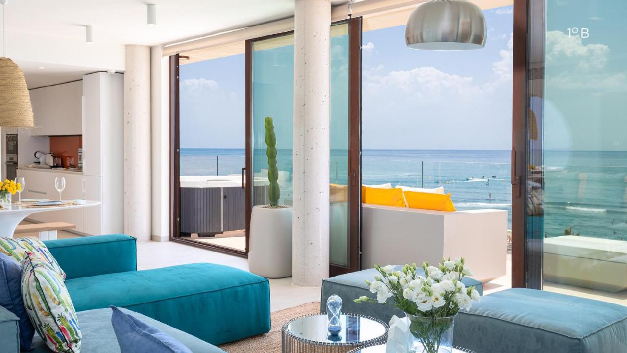 Higueron Rental Beach Club Suites Benalmadena Ngoại thất bức ảnh